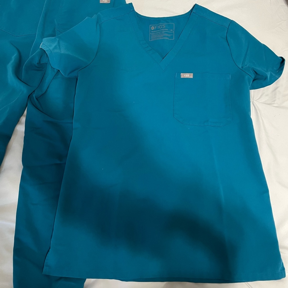 Wear Figs Scrubs Pacific Blue